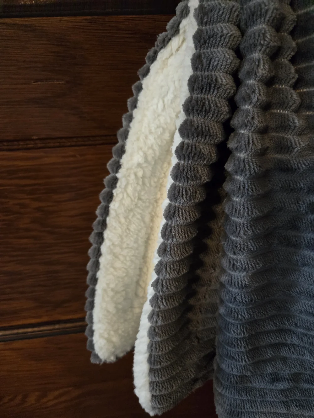 Homespun & Heritage Gray Plush Ribbed Throw with Cream Sherpa